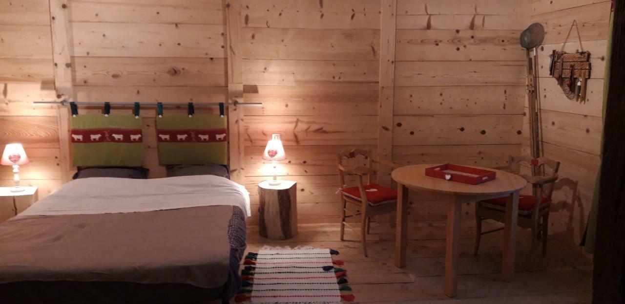 Le Jura En Toutes Saisons Piscine, Spa, Location Vtt, Balades 2Cv, Climatisation Bonlieu ภายนอก รูปภาพ